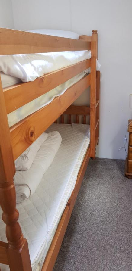 The Raddle Inn Log Cabins Croxden Екстер'єр фото